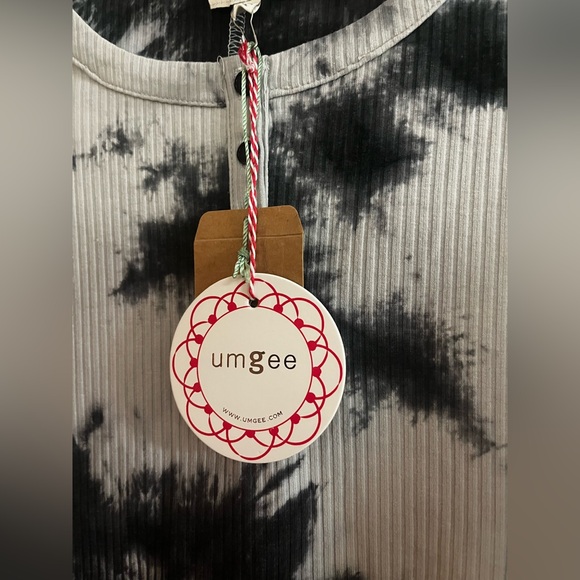Umgee Black snd Gray Tie-Dye Long Sleeve Top NWT Size S - Picture 4 of 5